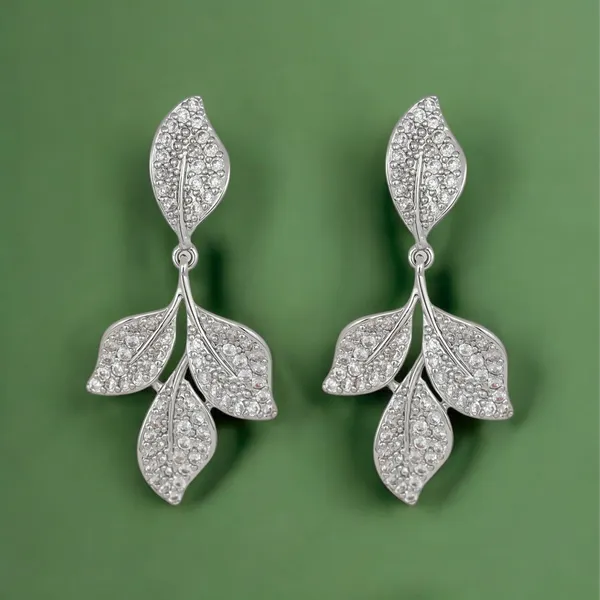 Gold_Plated_Floral_Crystal_Pendant_Necklace_And_Silver_Crystal_Leaf_Drop_Earrings_For_Women_And_Girls_Combo_Pack_Of_2
